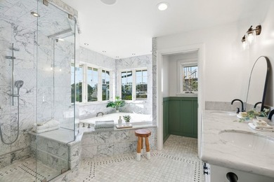 Welcome to 185 14th Avenue in Santa Cruz, an extraordinary - photo 27