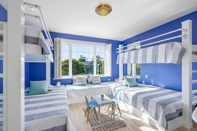 Welcome to 185 14th Avenue in Santa Cruz, an extraordinary - photo 36