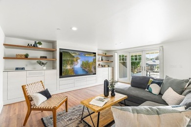 Welcome to 185 14th Avenue in Santa Cruz, an extraordinary - photo 44