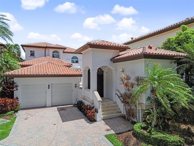 Beautifully renovated 4BR/5.5BA home with separate guest house - photo 1