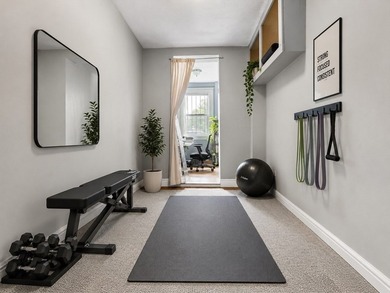 Fantastic opportunity to own a bright and well-maintained - photo 7