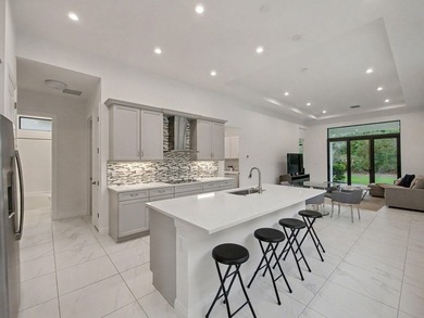Nearly new and lightly lived in, this 3-bedroom + flex room - photo 9