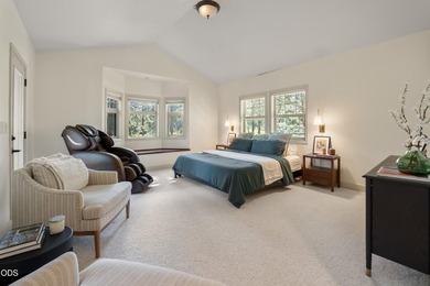 Golf course living awaits in the gated Widgi Creek community! - photo 38