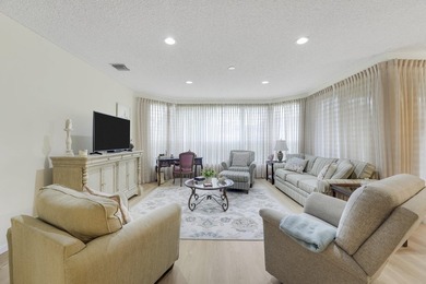 Live the Legends, first floor condo renovated with peaceful lake - photo 5