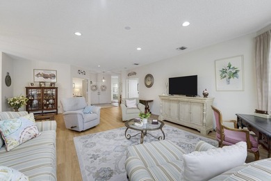 Live the Legends, first floor condo renovated with peaceful lake - photo 7