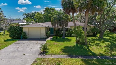 The sixties were an exciting time in Crystal River! A new - photo 8