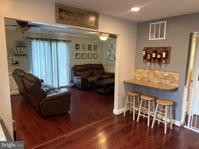 Beautiful, well-maintained Colonial featuring a striking stone - photo 9