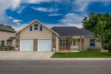 Move-in ready and beautifully maintained, this inviting home is - photo 28