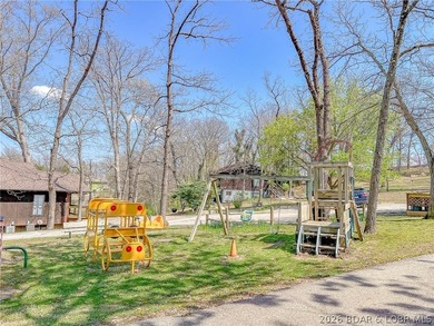 Well priced condo with resort style amenities. This unique - photo 30