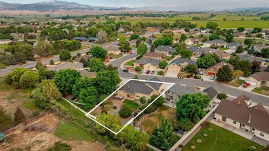 Move-in ready and beautifully maintained, this inviting home is - photo 33