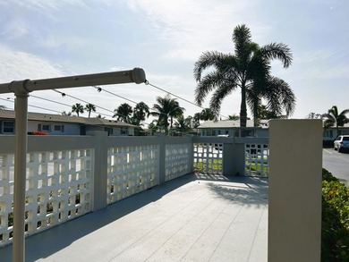 Lovely 1 bedroom 1 bath CORNER VILLA located in the 55+ - photo 33