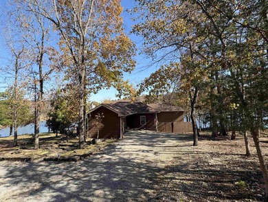 Lake Home For Sale in Cherokee Village, Arkansas