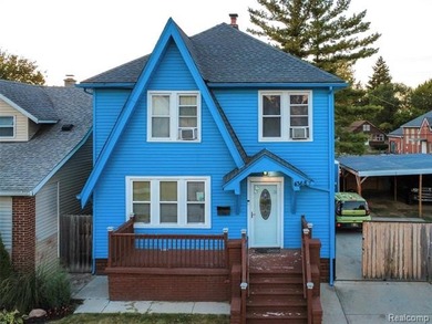 Detroit River Home For Sale in Ecorse Michigan