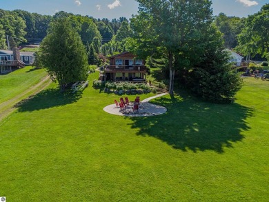 This combined 1.4-acre waterfront property offers the perfect - photo 5