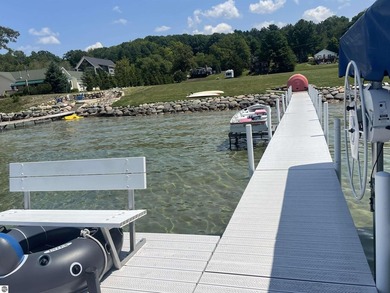 This combined 1.4-acre waterfront property offers the perfect - photo 8