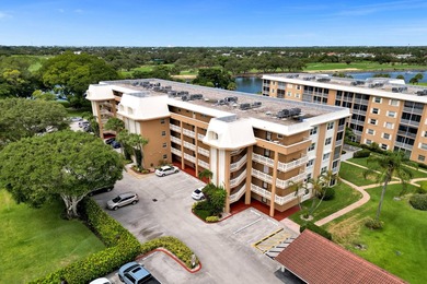 Ideally situated in the heart of North Palm Beach, this bright - photo 39