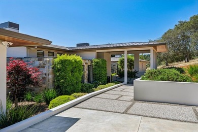 Within Monterra's prestigious gated community, this 2017 - photo 5