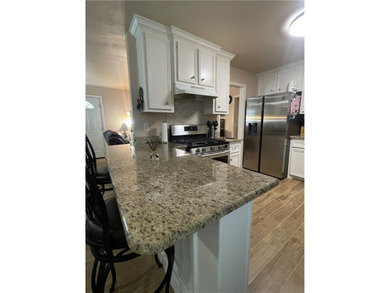 Welcome to this Charming and Cozy home that has been well loved - photo 11