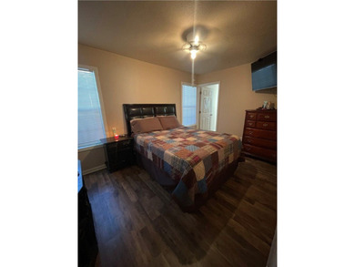 Welcome to this Charming and Cozy home that has been well loved - photo 18