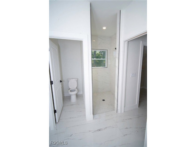 Excelente oportunidad en 10141 Wintergarden Ave. Propiedad - photo 33