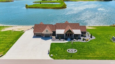 Award-winning luxury meets breathtaking waterfront views in this - photo 35