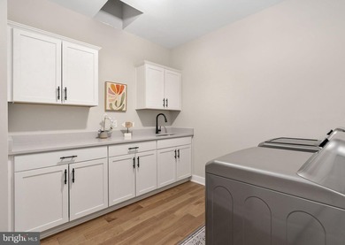 Welcome to 261 Washington St., where every detail has been - photo 39
