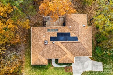 Welcome to this beautiful home in the sought-after Corbin Hills - photo 5
