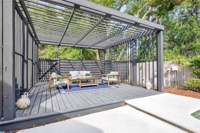 Modern style blends with Windermere charm.  This totally - photo 25