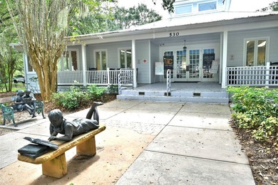 Modern style blends with Windermere charm.  This totally - photo 40