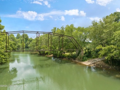 Buffalo River Lot For Sale in Linden Tennessee