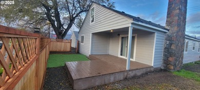 Columbia River - Wasco County Home For Sale in Thedalles Oregon