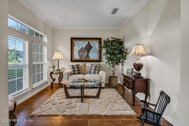 Welcome to this stately Florida home in the secluded community - photo 10