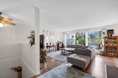 Beautiful corner home in sought-after MOUNTAIN VIEW PLACE! This - photo 3