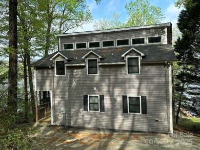 Carolina Forest - Peaceful Paradise can be yours! This spacious - Lake Home For Sale in Troy, North Carolina
