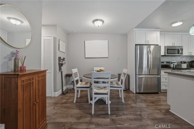 2 bed townhouse in Rancho Penasquitos offering mountain views - photo 8