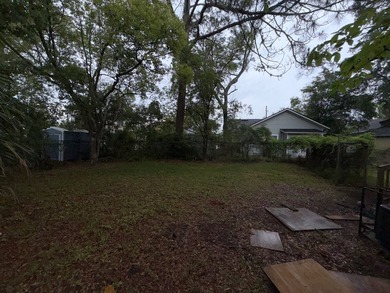 Opportunity awaits with this 2-bedroom, 1-bath home located in - photo 3