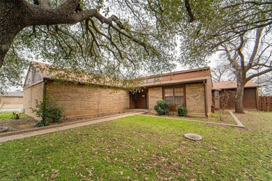 Welcome to this inviting 3-bedroom 3-bath home located in a - photo 7