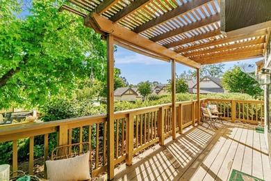 Looking for a spacious home for entertaining or work from home? - photo 36