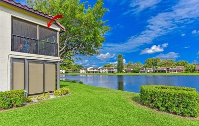 A well maintained, Move in ready, 3 bd, 2 bath unit with a - photo 3