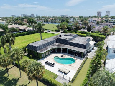 1877 Royal Palm Way presents one of the finest golf course - photo 4