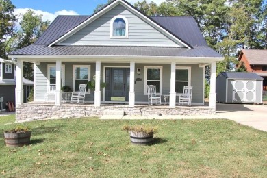 Barren River Lake Home For Sale in Scottsville Kentucky