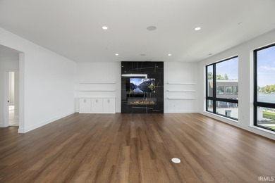 Last available penthouse in the 900 JCKSN Condos. This penthouse