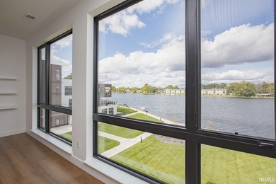 Last available penthouse in the 900 JCKSN Condos. This penthouse