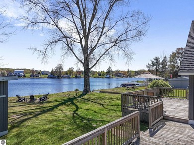 Look no further! This exceptional home checks all the boxes - photo 9