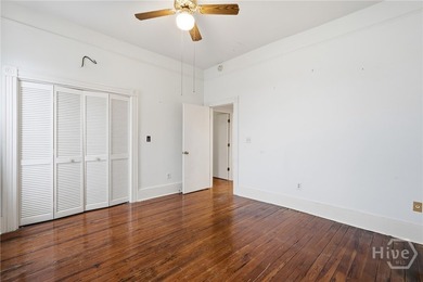 PRICED BELOW APPRAISAL! Seller offering $10,000 in concessions - photo 11