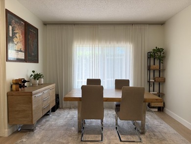 Welcome home to luxury and peace of mind in a highly - photo 4
