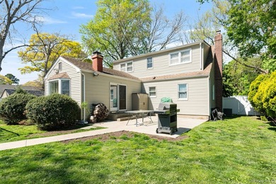 Beautifully maintained expanded Cape in Bay Shore offering 4 - photo 18