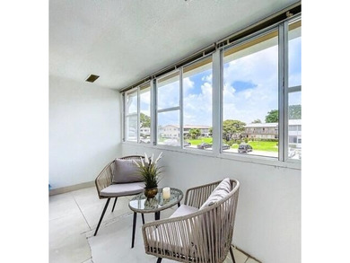 Tenant occupied serene lakefront unit in a 55+ gated community - photo 10