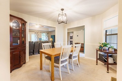 Welcome to 1562 Edgefield Court, a beautifully maintained - photo 3