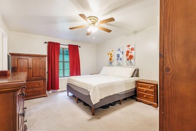 Welcome to 1562 Edgefield Court, a beautifully maintained - photo 10